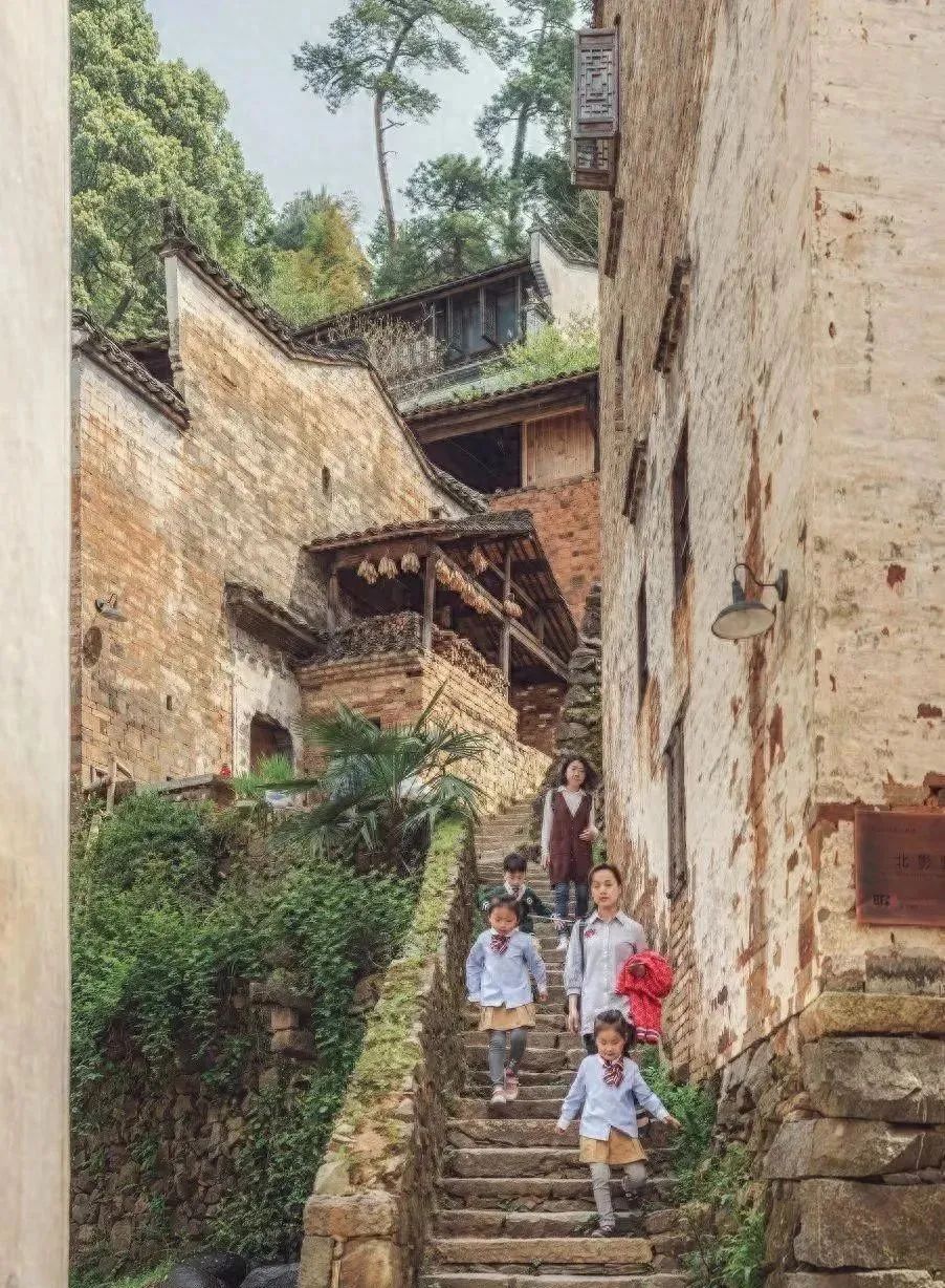 值得一去的中国10大最美乡村，宜旅宜养，累了倦了就去小住几天！